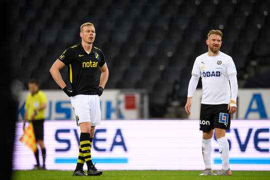 s Kolbeinn Sigthorsson och Örebros Michael Almebäck