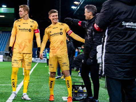 Alfons Sampsted and Kjetil Knutsen, head coach of