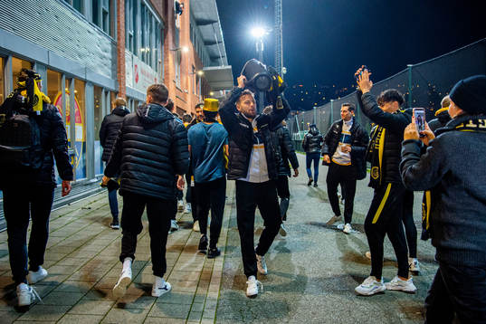 Philip Zinckernagel and the players of Bodø/Glimt