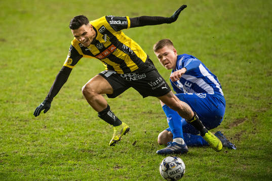 Häckens Ahmed Yasin och IFK Göteborg Emil Holm