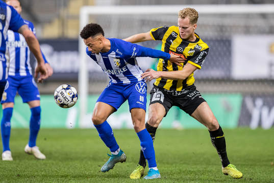 IFK Göteborg Tobias Sana och Häckens Gustav Berggren