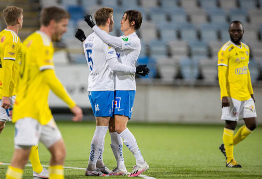 IFK Norrköpings Christoffer Nyman jublar med Simon Thern