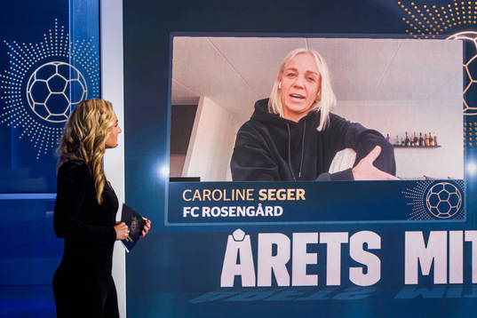 Caroline Seger, Årets Mittfältare