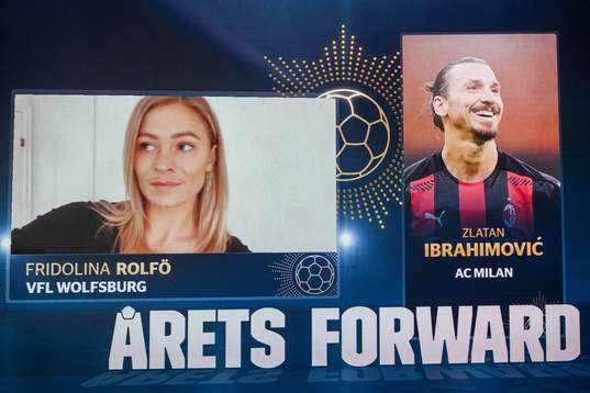 Fridolina Rolfö och Zlatan Ibrahimovic tilldelas priset
