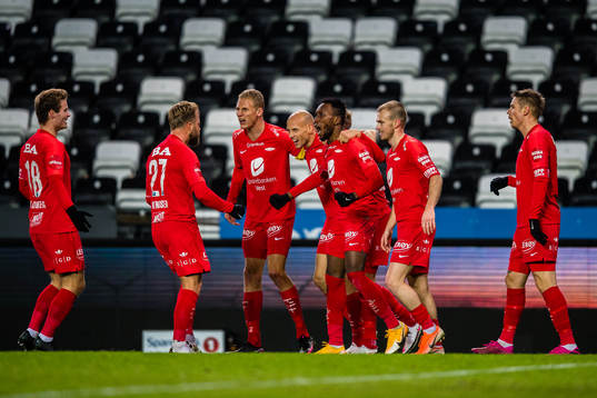 Karamoko Daouda Bamba of Brann celebrates