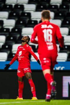 Karamoko Daouda Bamba of Brann celebrates