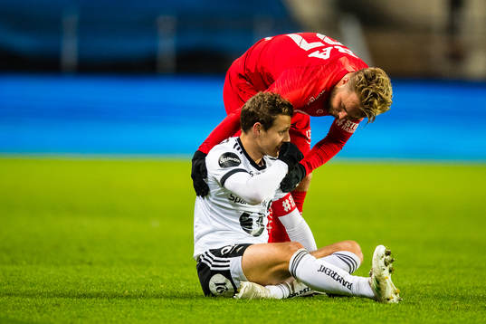 Vegar Eggen Hedenstad of Rosenborg and Sander Svendsen of