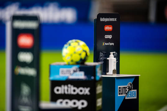 Antibac hand gel pump bottle at Lerkendal Stadion