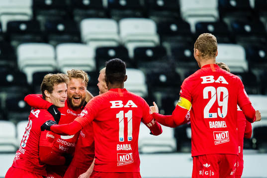 Sander Svendsen of Brann celebrates