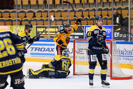 Luleås Linus Klasen jublar