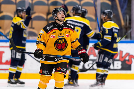 Luleås Petter Emanuelsson deppar