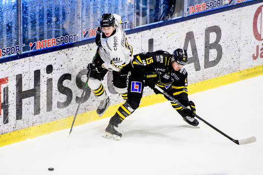 s Anton Karlsson och Västerås Filiph Åström