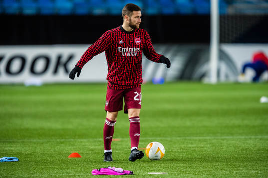 Shkodran Mustafi of Arsenal warms up