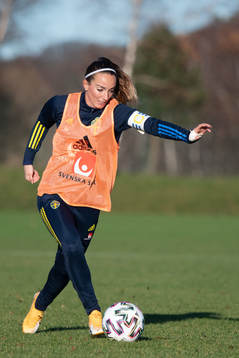 Kosovare Asllani