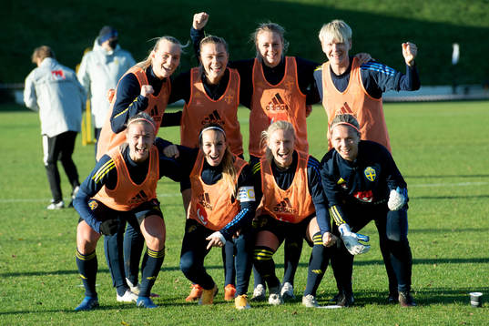 Stina Blackstenius, Fridolina Rolfö, Amanda Ilestedt ,