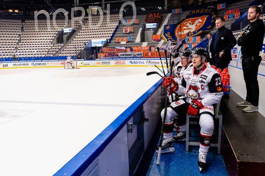 Malmö Redhawks Christoffer Forsberg på avbytarbänken