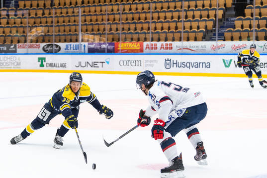s Max Wennlund och Linköpings Max Lindroth