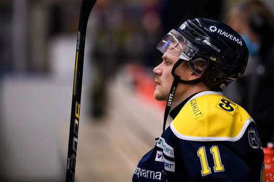 s Simon Önerud deppar