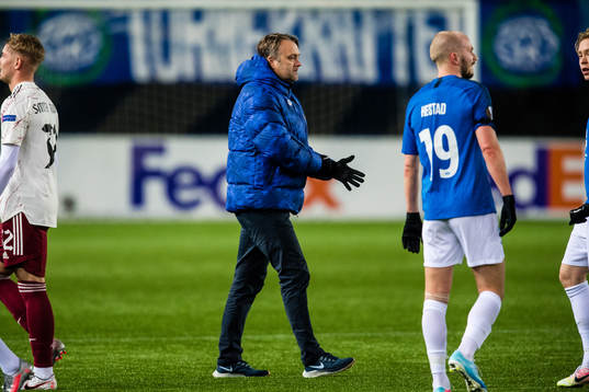 Erling Moe, head coach of Molde, looks dejected