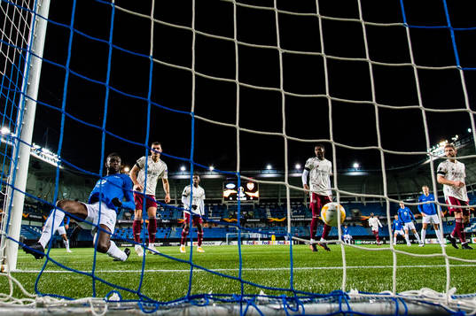 Sheriff Sinyan of Molde misses a chance to score