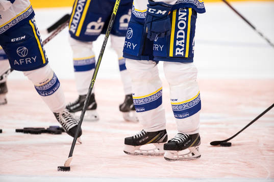 Leksands spelare skridskor