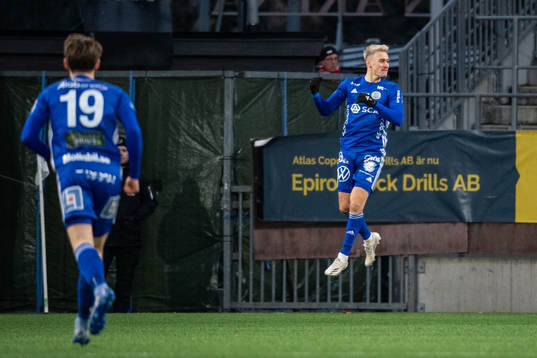 Sundsvalls Jamie Ryan Hopcutt jublar