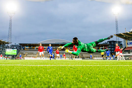 Degerfors målvakt Ismael Diawara