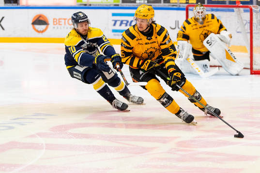 s Linus Sandin och Skellefteås Philip Broberg