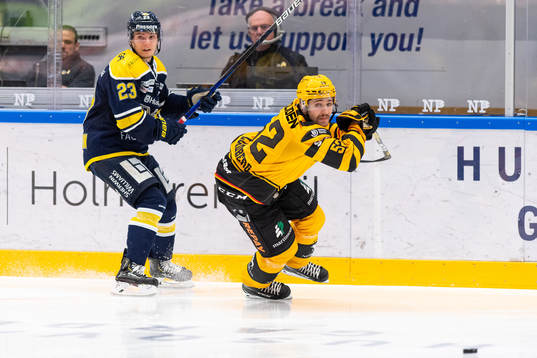 s Lias Andersson och Skellefteås Arvid Lundberg