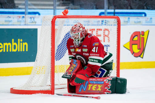 Frölundas målvakt Niklas Rubin deppar