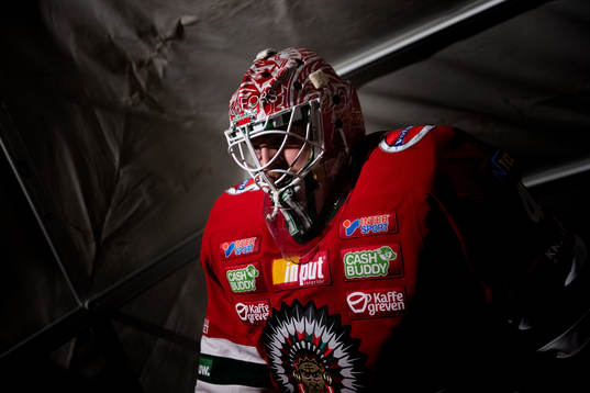 Frölundas målvakt Niklas Rubin innan ishockeymatchen i