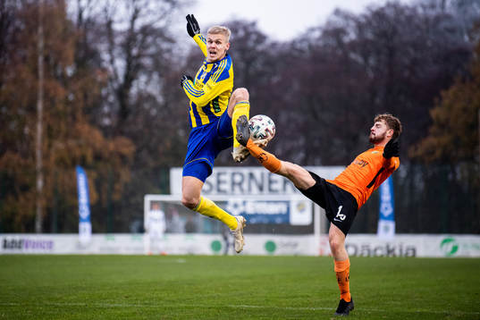 Eskilsminnes Jonatan Persson och Torns Rebin Asaad