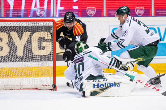 Färjestads målvakt Henrik Haukeland och Brynäs Jonathan