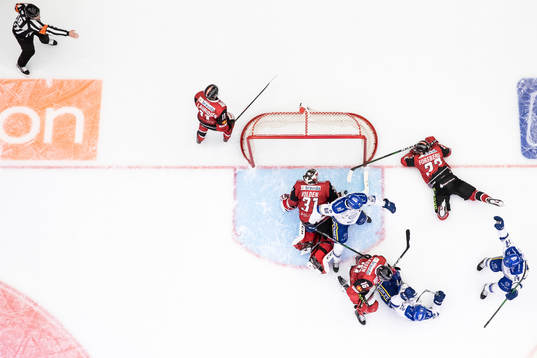 Leksands Emil Heineman jublar