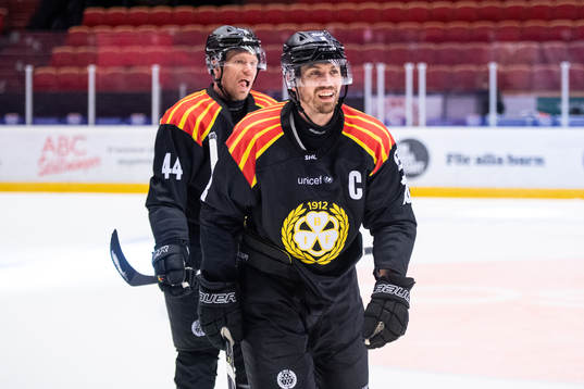 Brynäs Nicklas Danielsson och Anton Rödin