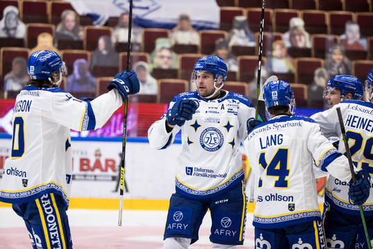 Leksands Jonas Ahnelöv jublar