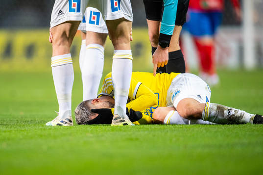 Falkenbergs Mahmut Özen har ont