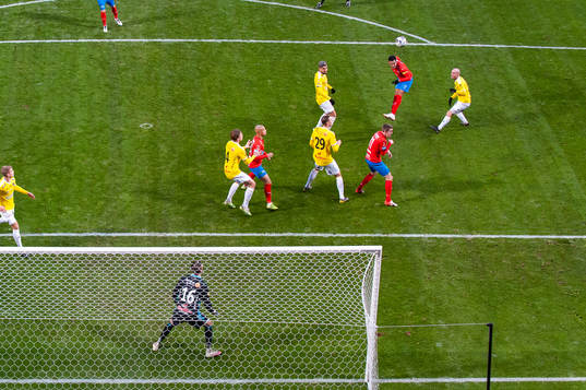 Helsingborgs Martin Olsson nickar