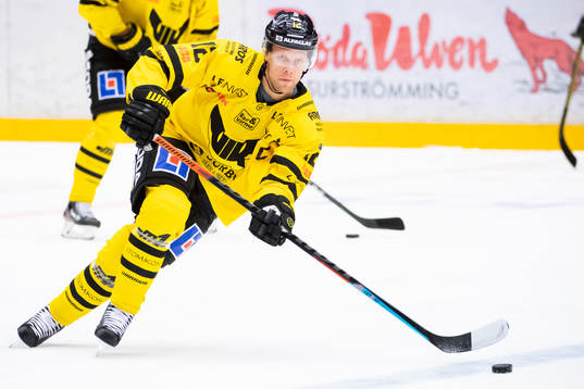 Västerås Fredrik Johansson värmer upp