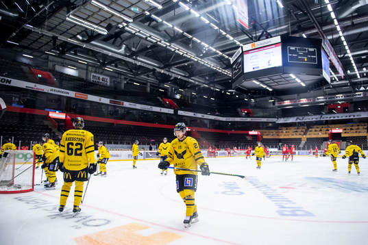 Västerås spelare värmer upp