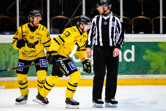 Västerås Fredrik Johansson och Alexander Younan jublar