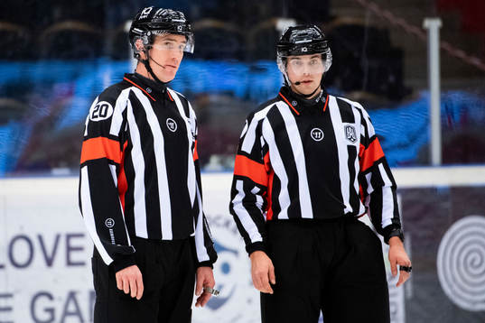 Domare Jimmy Dahmén och Johan Wedin
