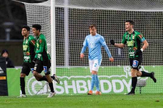 Varbergs Keanin Ayer Boya jublar med Tashreeq Matthews