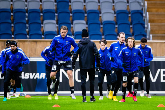 Sirius spelare värmer upp