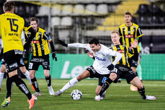 Örebros Deniz Hümmet och Häckens Gustav Berggren