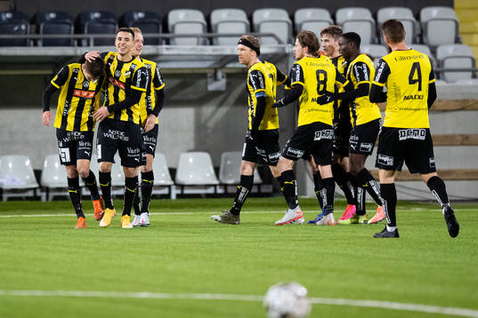 Häckens Leo Bengtsson jublar