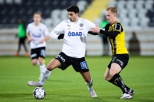 Örebros Deniz Hümmet och Häckens Gustav Berggren