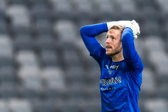 Hammarbys målvakt David Ousted deppar
