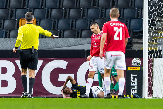 s Paulos Abraham har ont