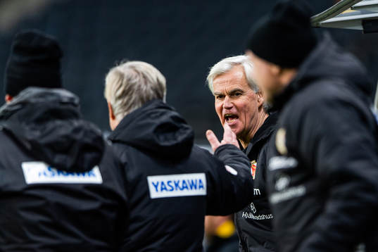 Kalmars tränare Nanne Bergstrand jublar